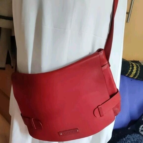 Fullum & Holt Made In Canada Leather Messenger Crossbody Priced to Sell Bag READ - Picture 1 of 16